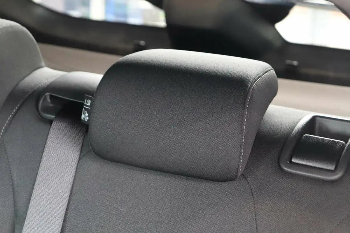 2019-honda-civic-10-vtec-turbo-sr-hatchback-5d-big-36