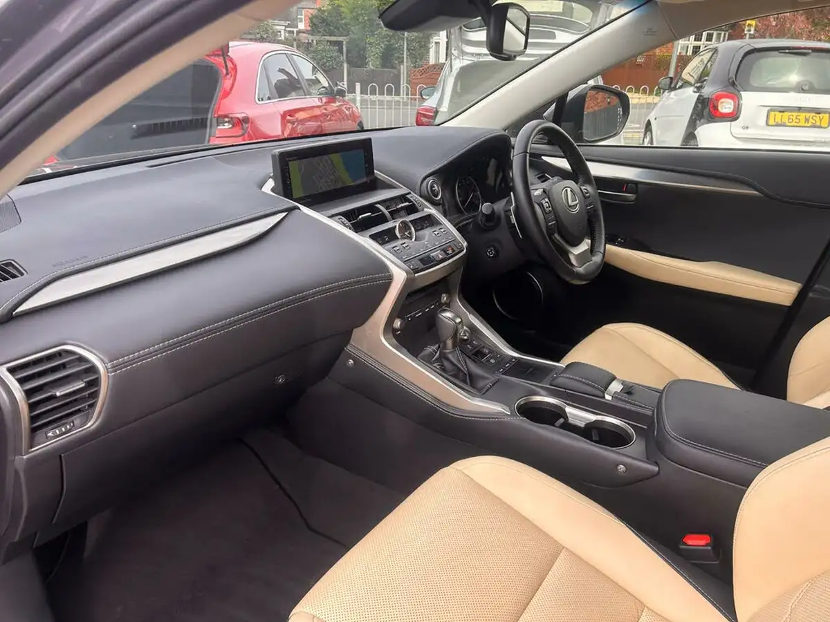 2018-lexus-nx-300h-25-luxury-p-navi-convenience-packpan-big-17