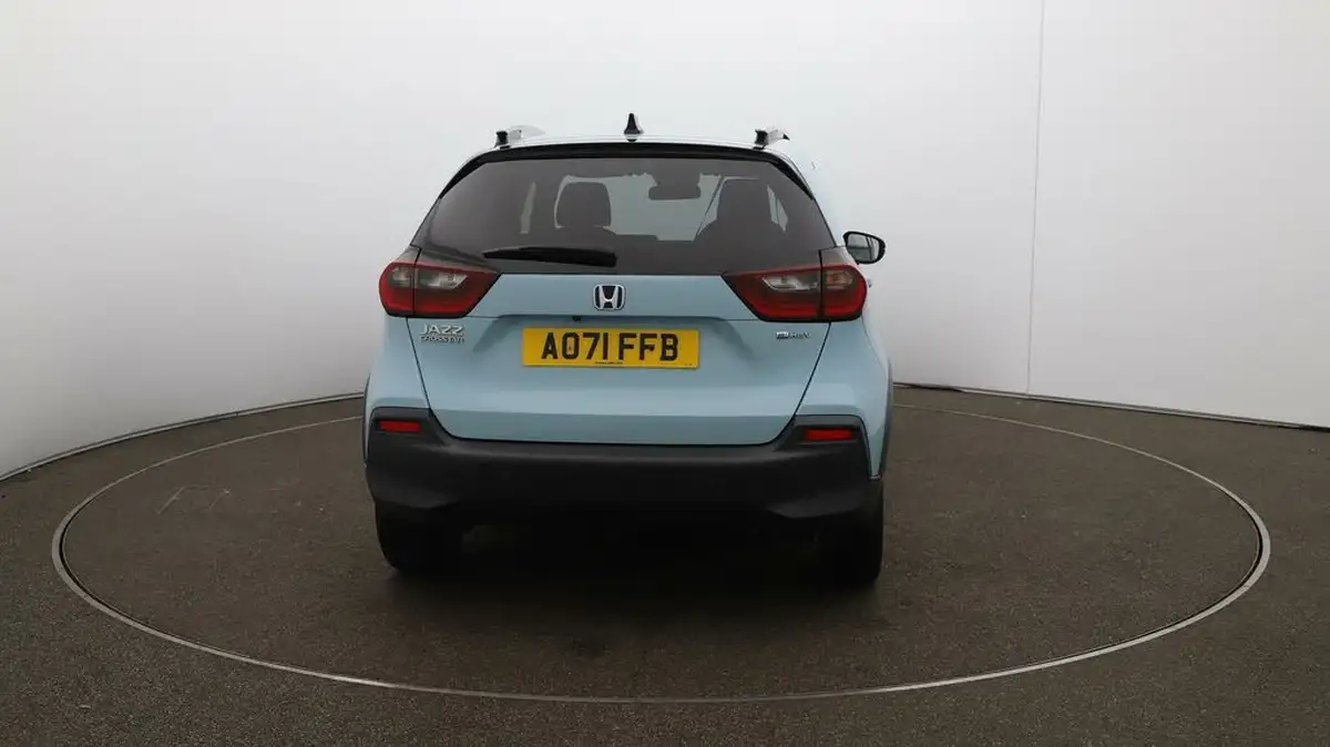 2022-honda-jazz-15-i-mmd-crosstar-ex-109ps-two-tone-big-6