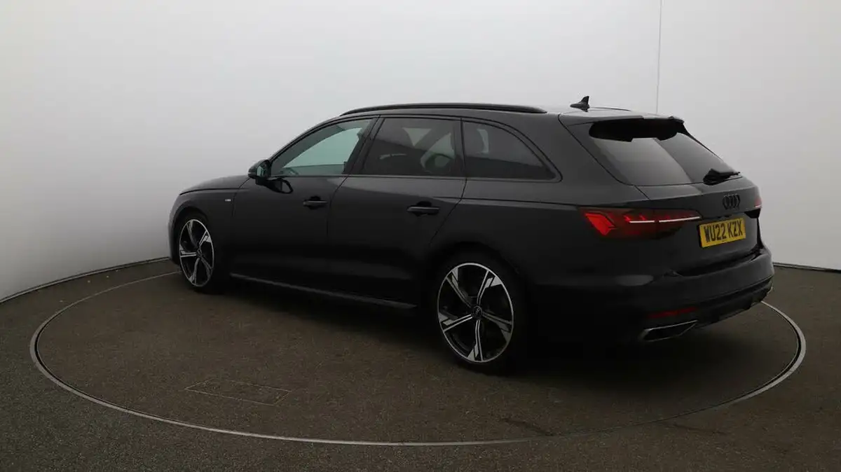 2022-audi-a4-avant-20-35-tfsi-black-edition-s-tronic-big-56