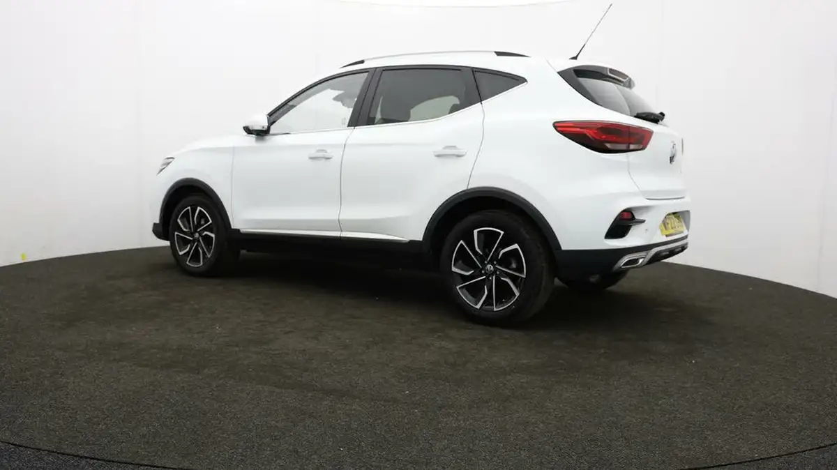 2023-mg-zs-suv-10t-gdi-exclusive-big-65