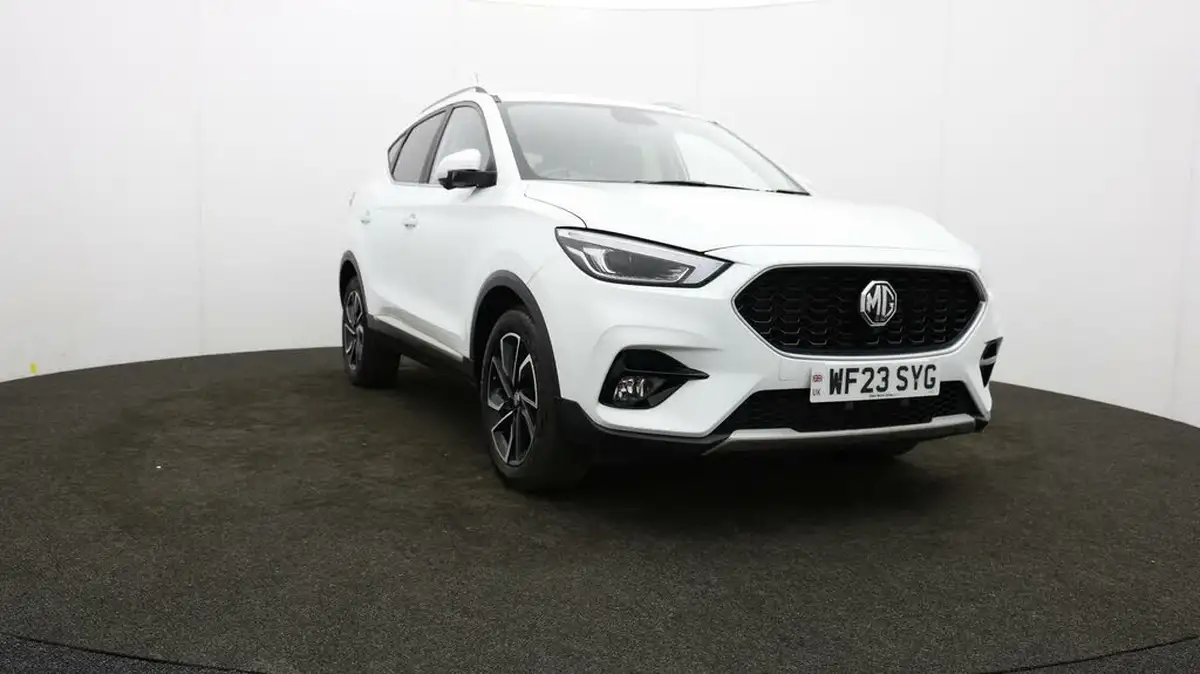 2023-mg-zs-suv-10t-gdi-exclusive-big-41