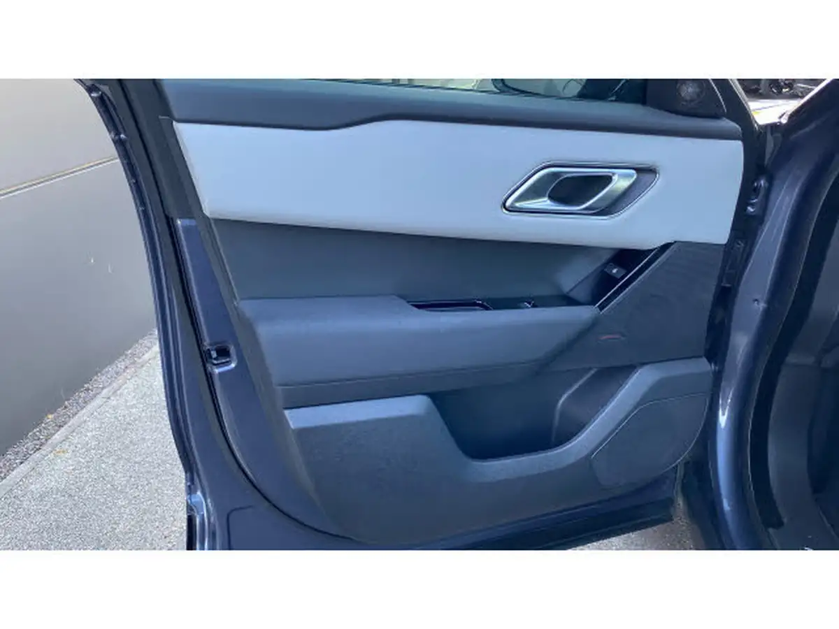 2023-land-rover-range-rover-velar-20-d200-dynamic-se-big-45