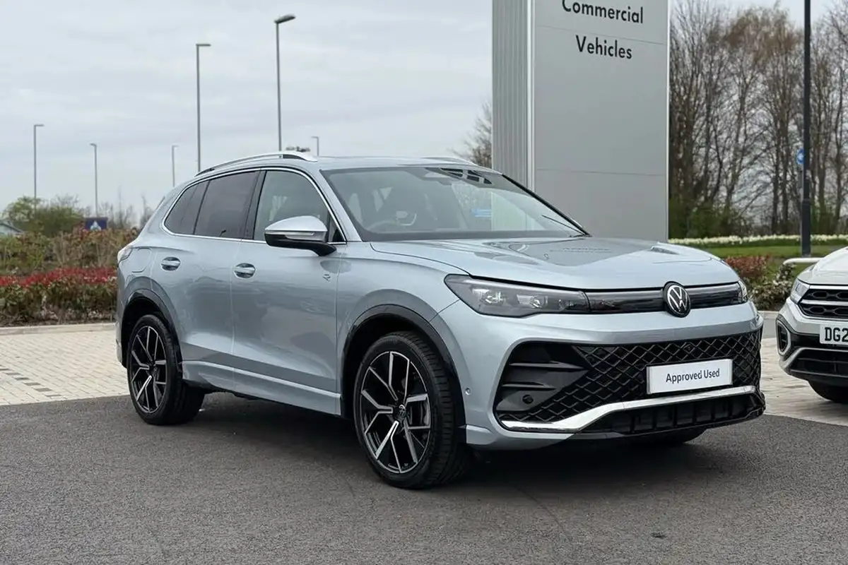 2024-volkswagen-tiguan-15-etsi-r-line-big-48