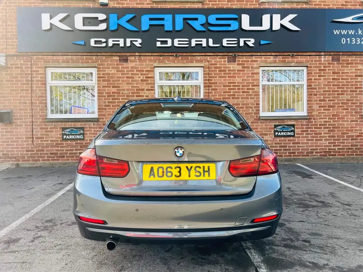 2013-bmw-3-series-20td-320d-efficientdynamics-163bhp-efficientdynamics-ss-saloon-4d-big-49