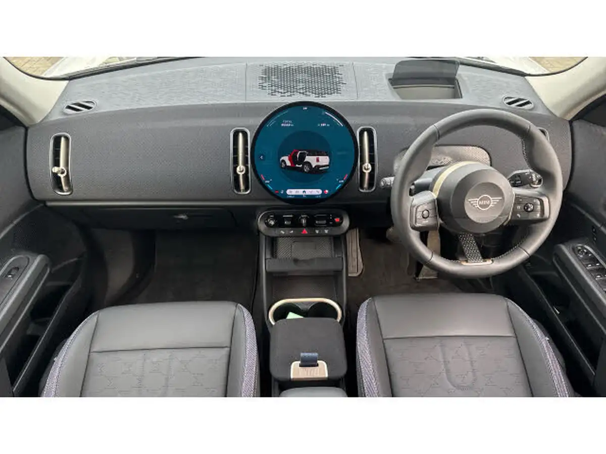 2024-mini-countryman-e-cooper-e-classic-big-3