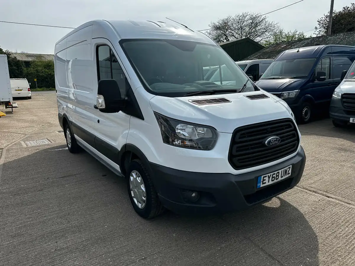 2018-ford-transit-20tdci-310-l2h2-130pseu6-big-11