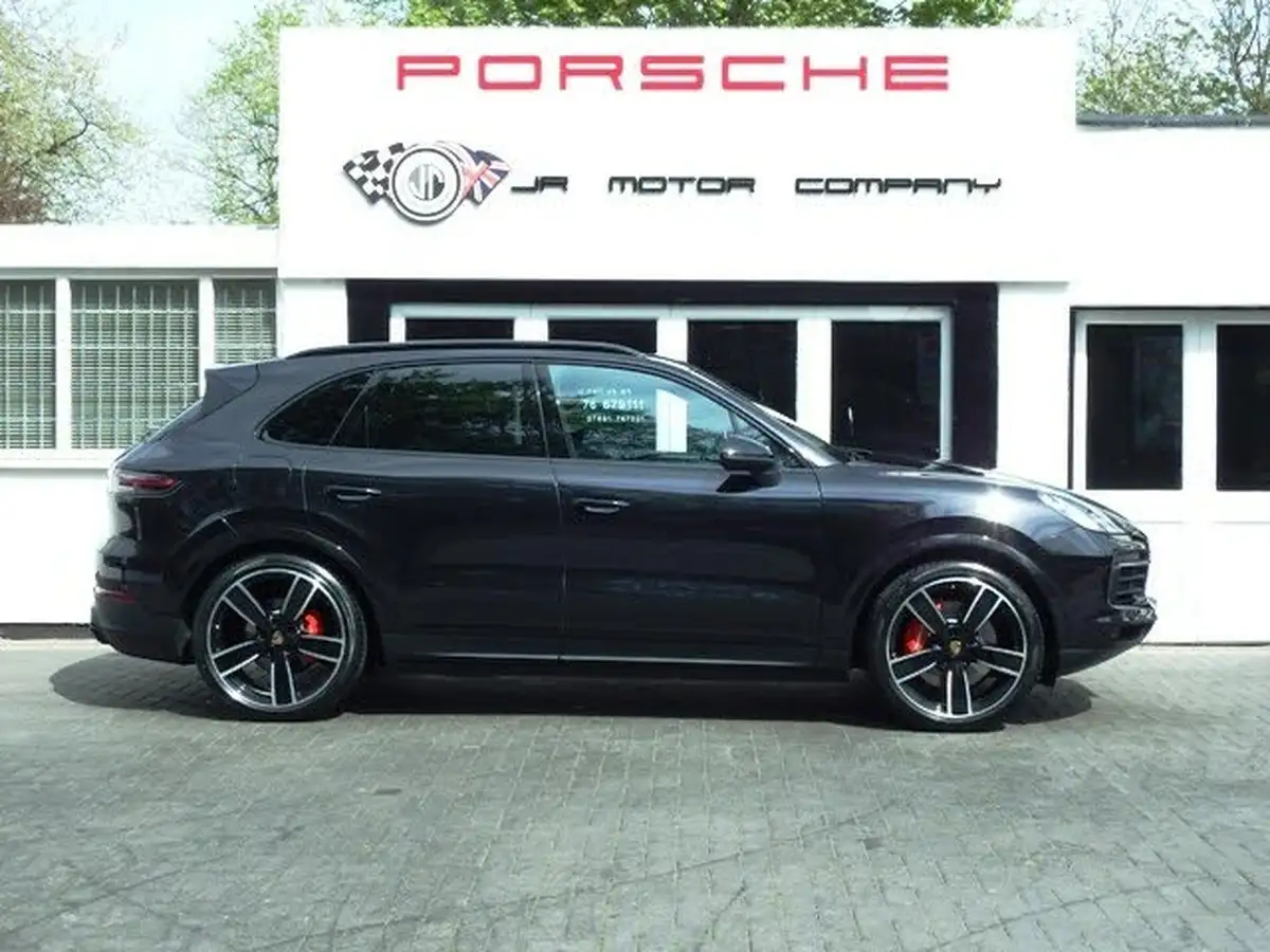 2019-porsche-cayenne-30-v6-s-big-7