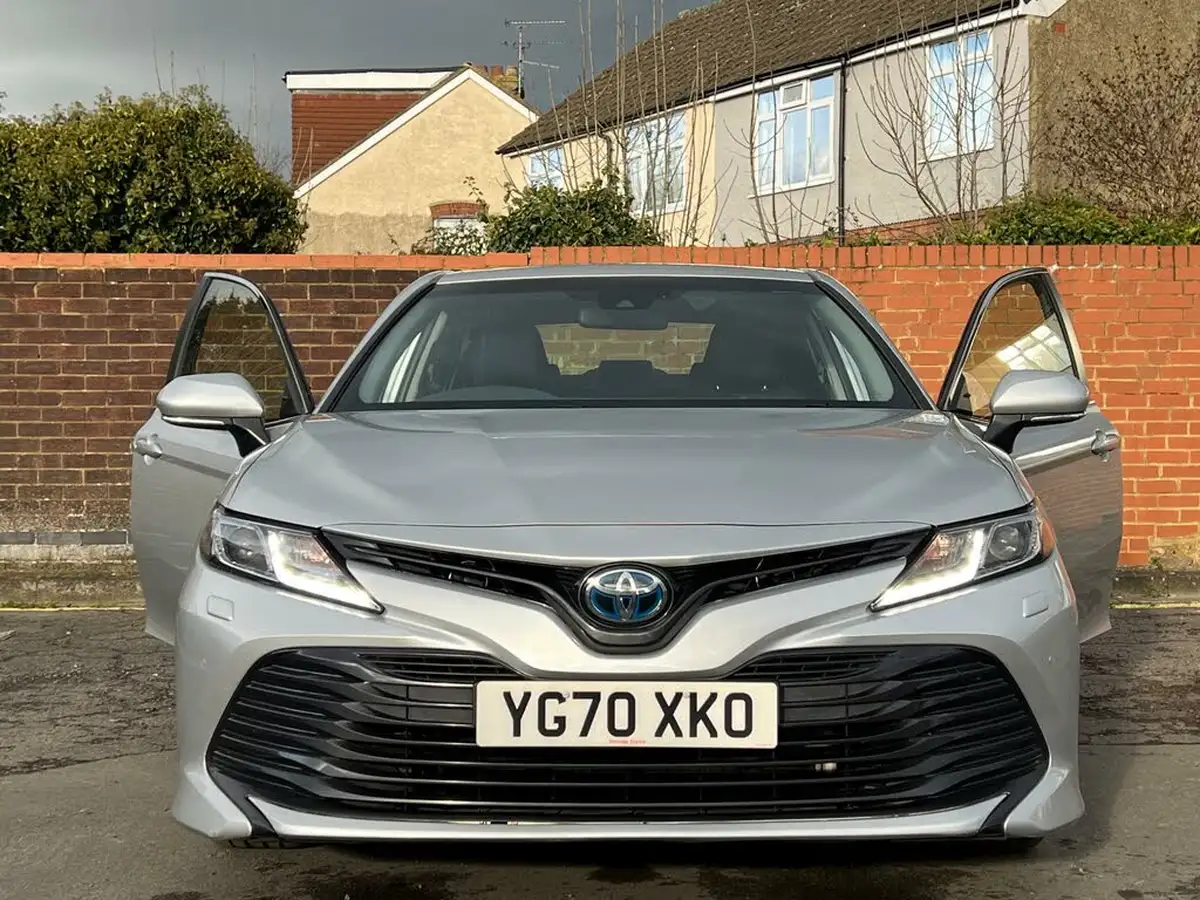 2020-toyota-camry-25-vvt-i-design-big-56