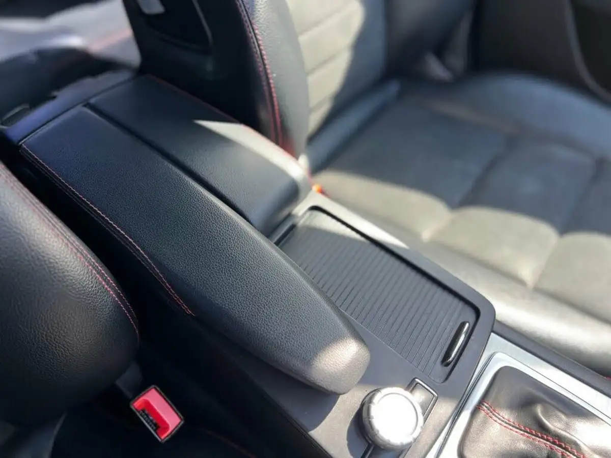 2013-mercedes-benz-c-class-21cdi-c250-cdi-amg-sport-plus-saloon-4d-7g-tronic-big-25
