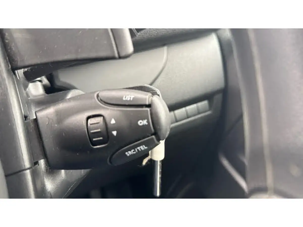 2023-peugeot-expert-20-bluehdi-professional-premium-long-1400-eat8-auto-big-36