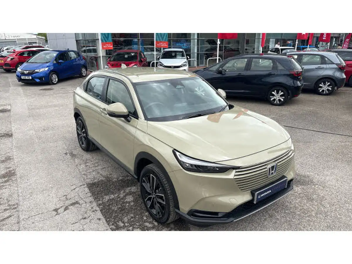 2024-honda-hr-v-15-i-mmd-elegance-big-24