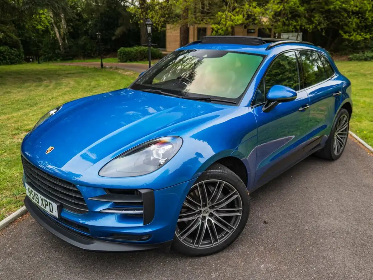 2019-porsche-macan-30-v6-s-big-3