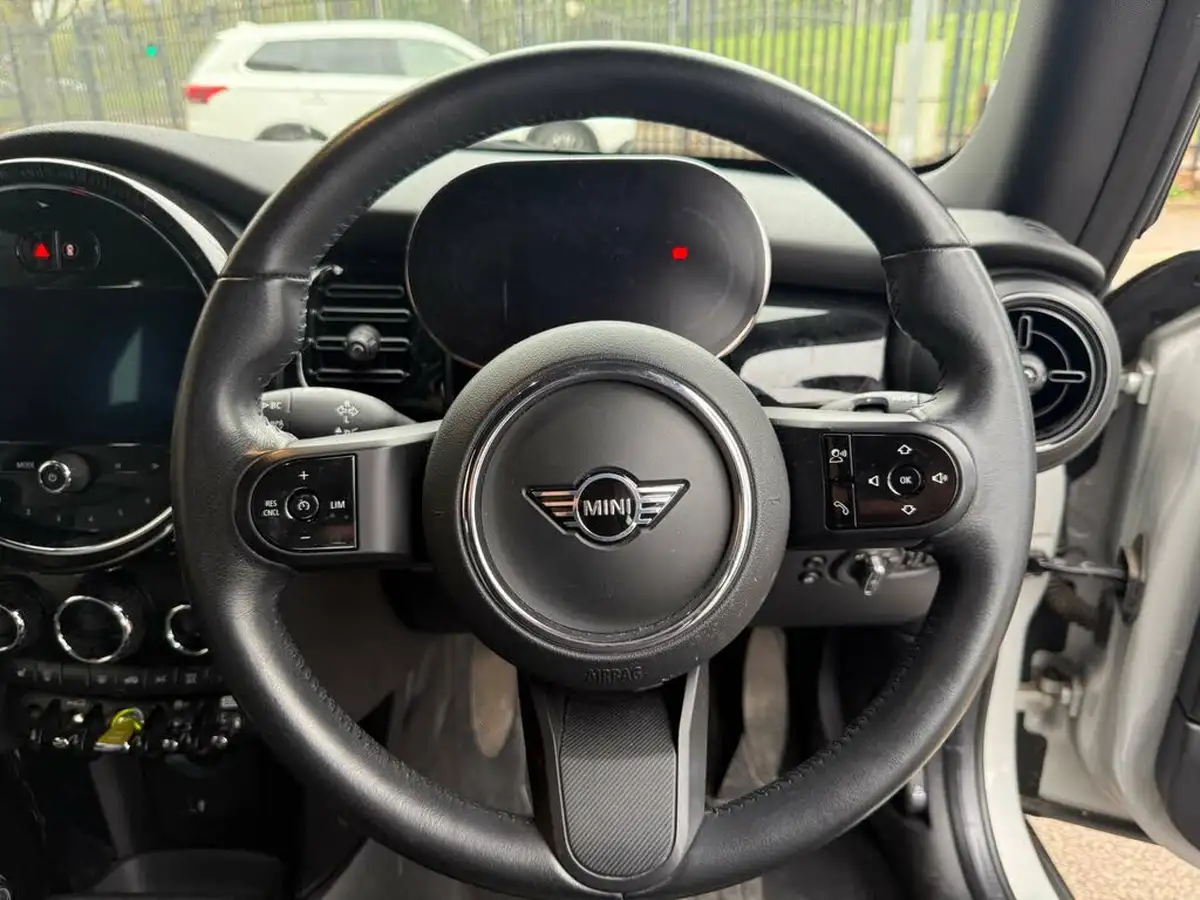 2021-mini-cooper-e-cooper-s-2-big-17