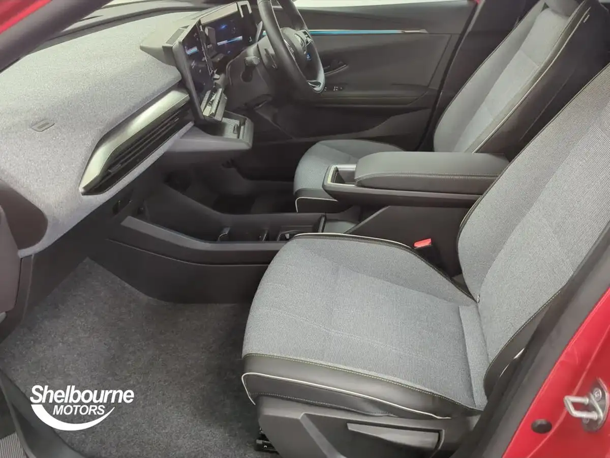 2023-renault-megane-e-tech-e-techno-big-8