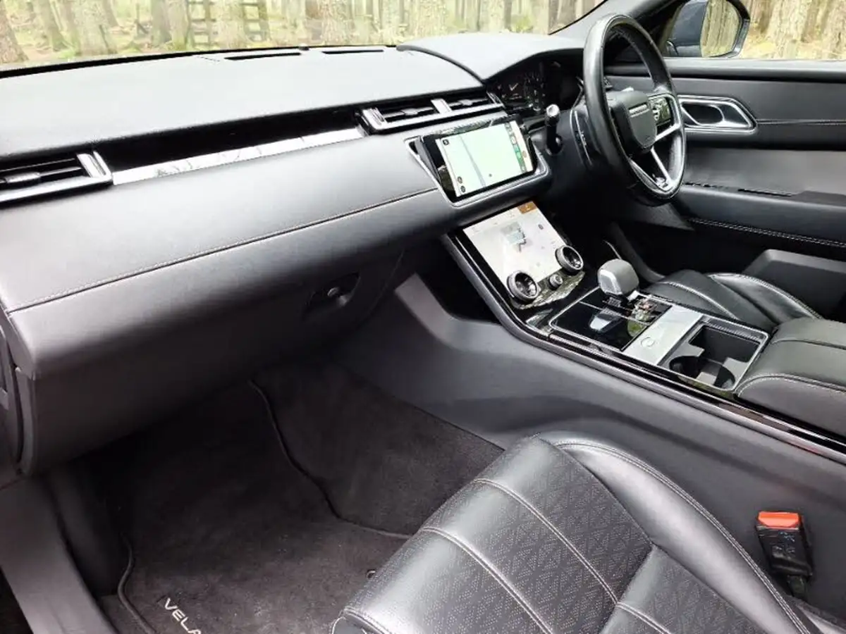 2021-land-rover-range-rover-velar-20-p400e-r-dynamic-hse-big-4