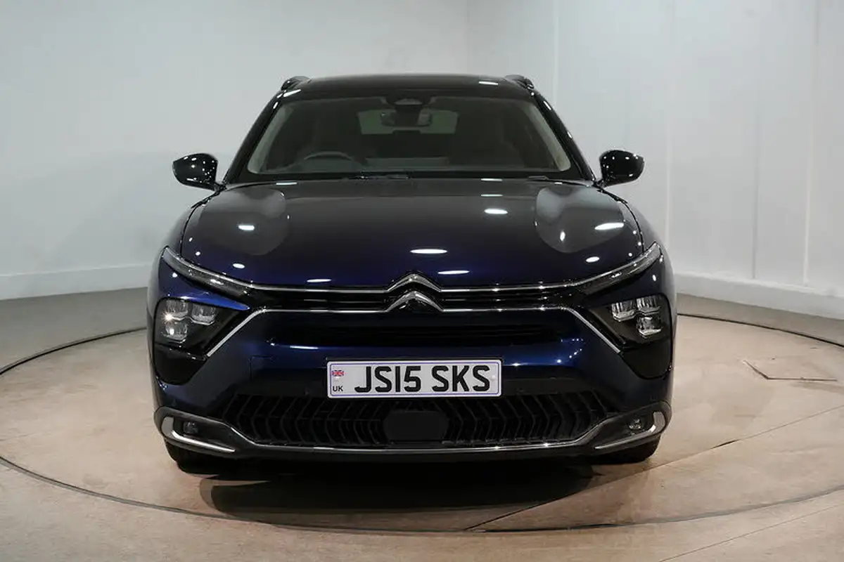 2024-citroen-c5-x-16-puretech-hypnos-big-2