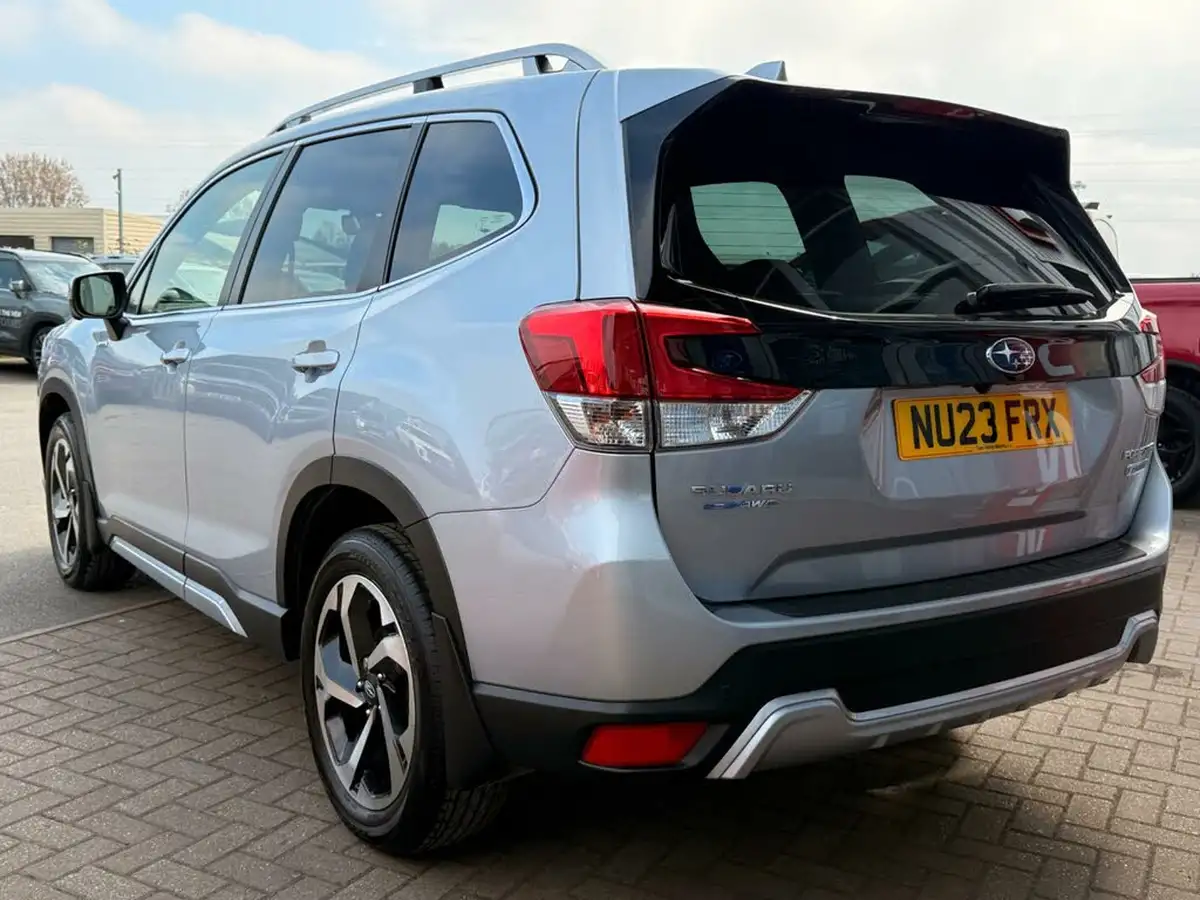 2023-subaru-forester-20-e-boxer-xe-big-2