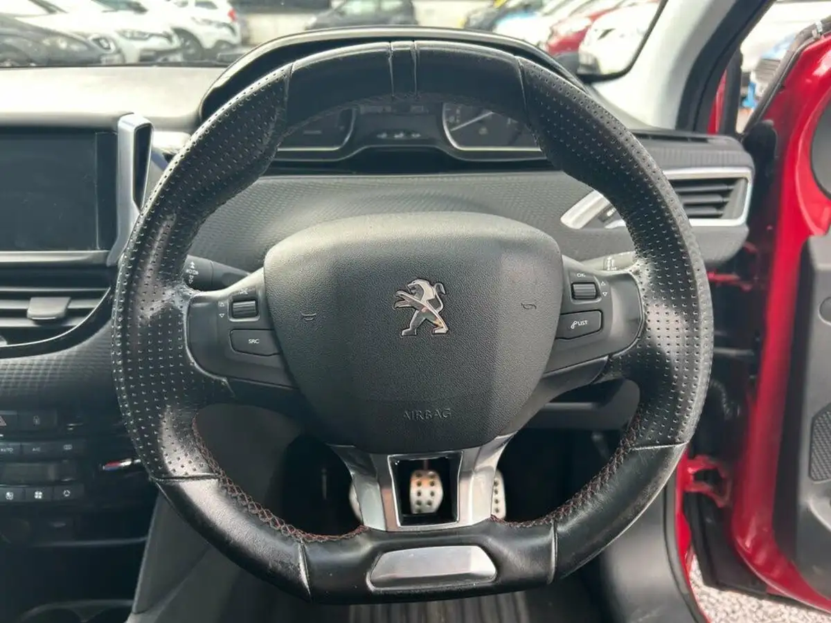 2016-peugeot-208-16bluehdi-gt-line-120bhp-ss-5d-big-21