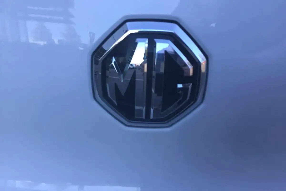 2022-mg-zs-suv-15-vti-tech-exclusive-big-29