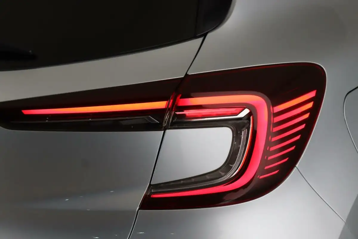 2021-renault-captur-10-tce-s-edition-90ps-big-9