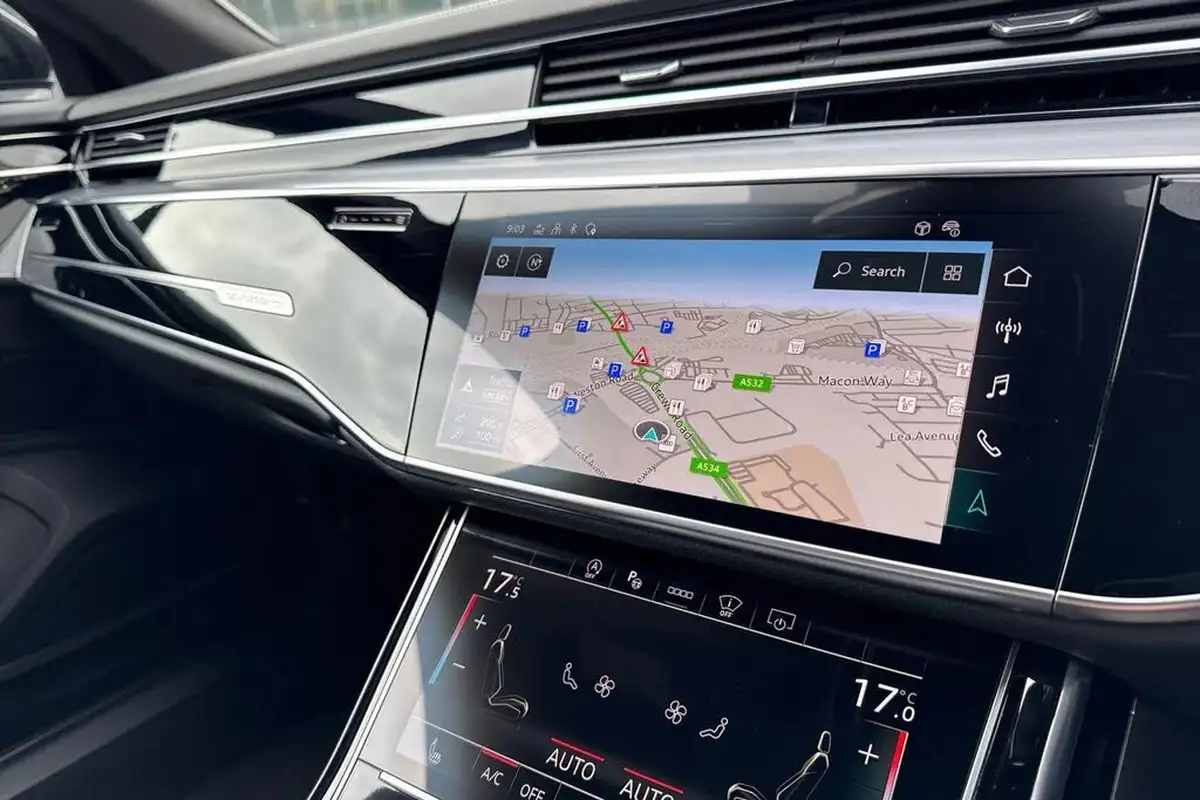 2022-audi-a8-30-50-tdi-black-edition-big-11