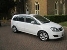 2013-vauxhall-zafira-16-exclusiv-small-3