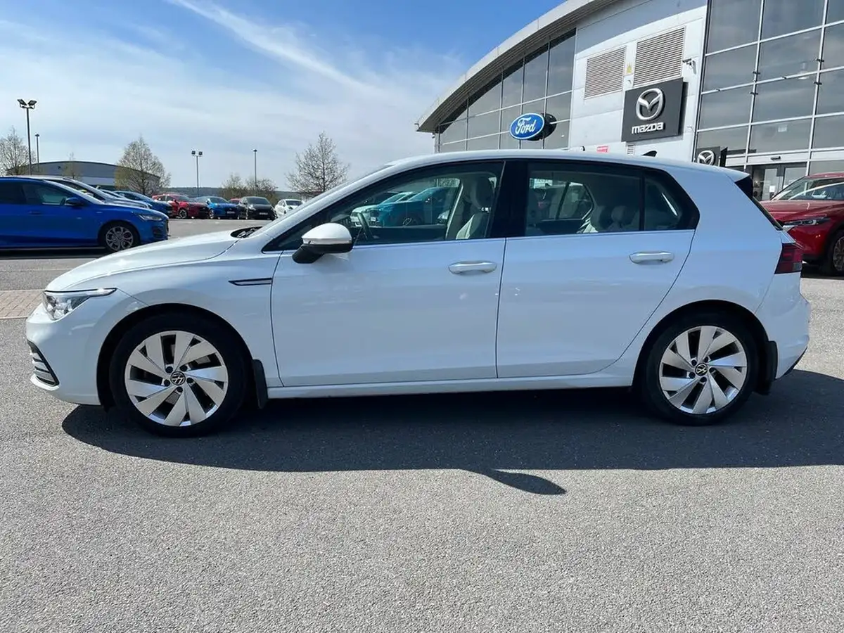 2021-volkswagen-golf-15-tsi-style-150ps-hatchback-big-23