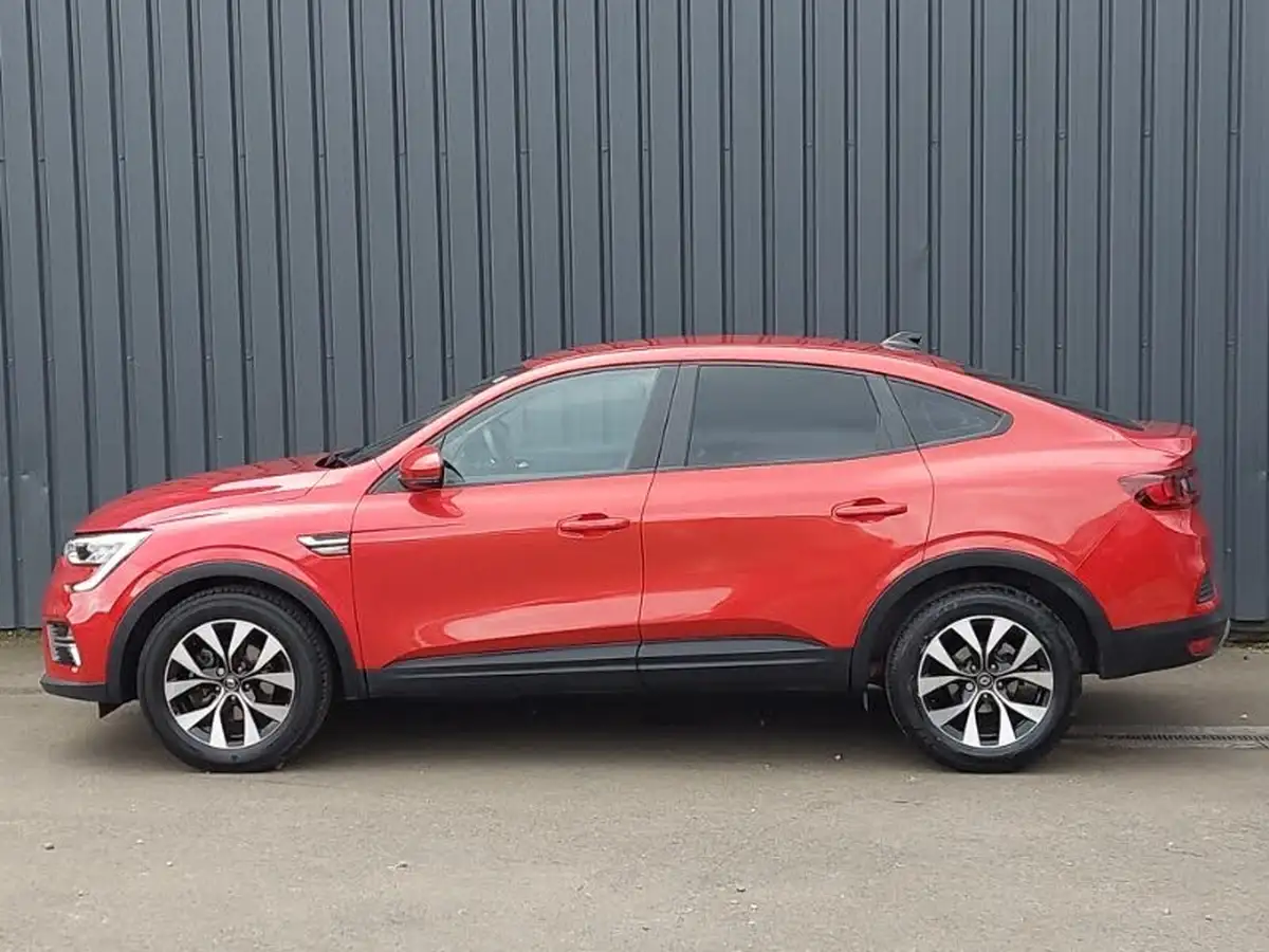 2024-renault-arkana-16-evolution-big-3