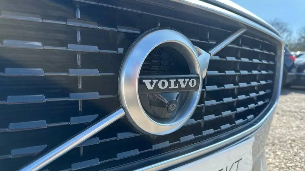 2019-volvo-v90-20td-d5-r-design-plus-big-46