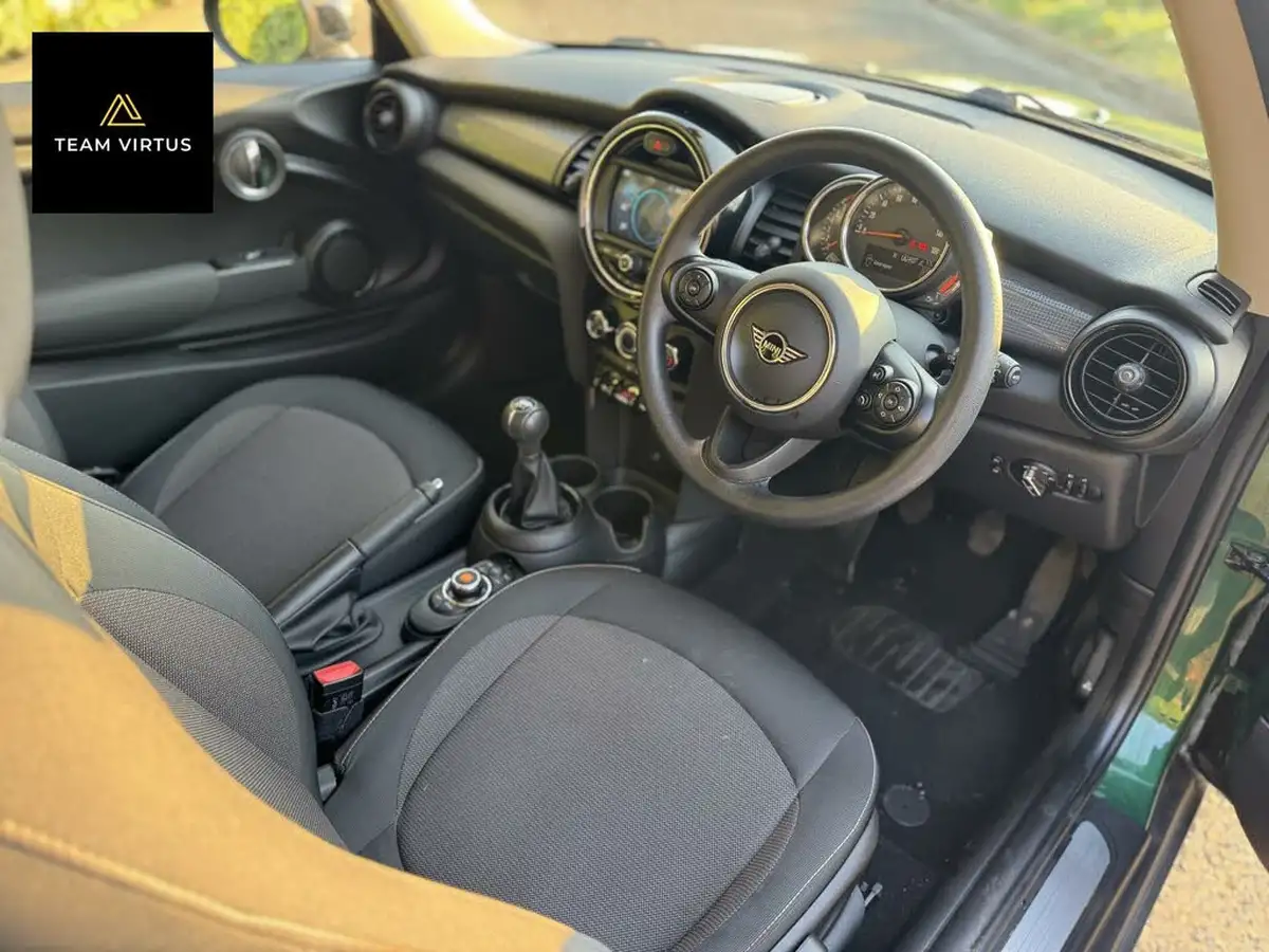 2021-mini-cooper-15-cooper-classic-series-ii-hatchback-3d-big-11