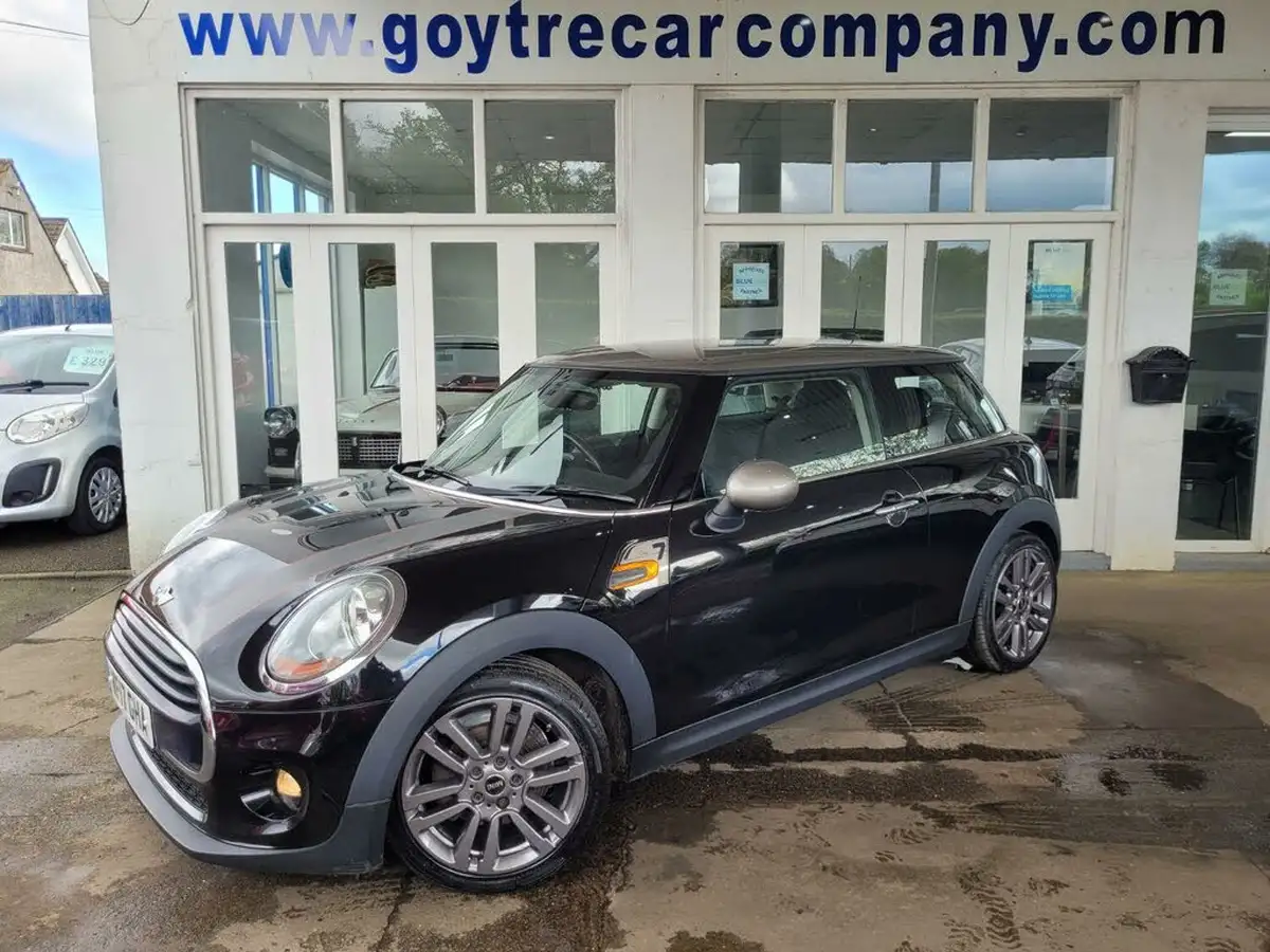 2017-mini-cooper-15-cooper-seven-chili-3d-big-0