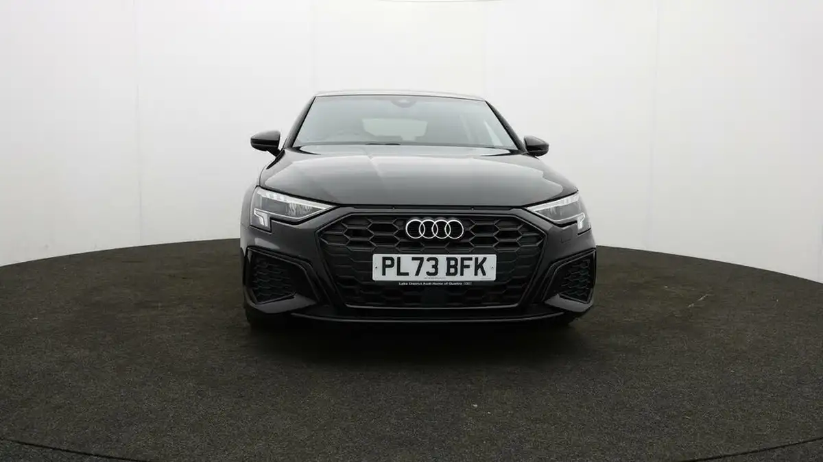 2023-audi-a3-14-45-tfsi-e-s-line-competition-big-39