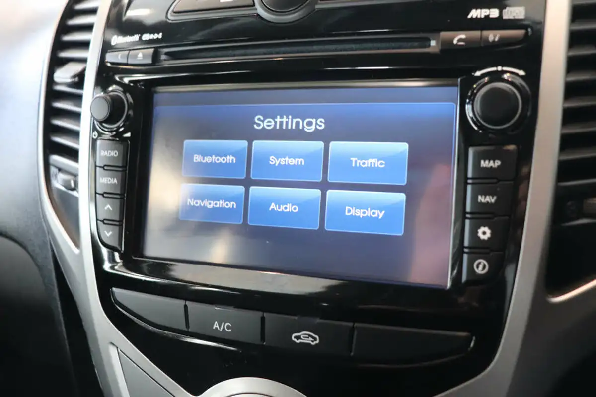 2017-hyundai-ix20-16-se-nav-big-38