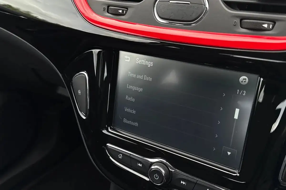 2017-vauxhall-corsa-14i-sri-75ps-ecoflex-3d-big-43