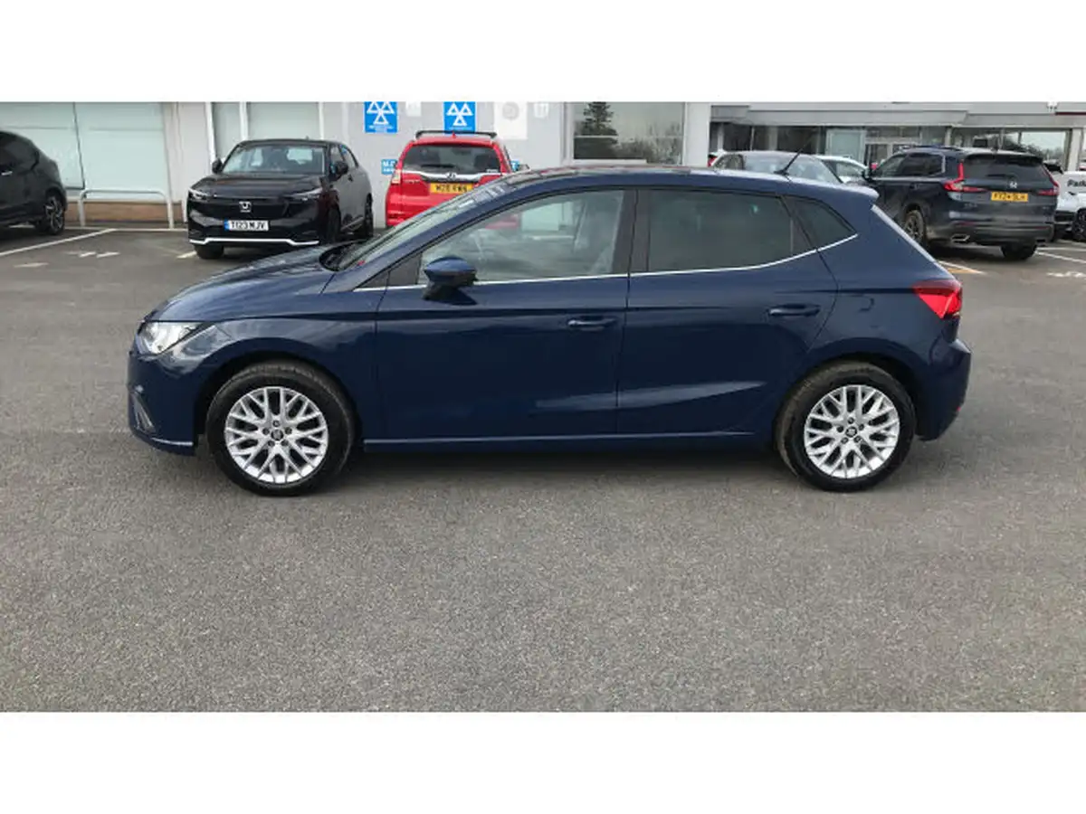 2017-seat-ibiza-10-se-design-big-16