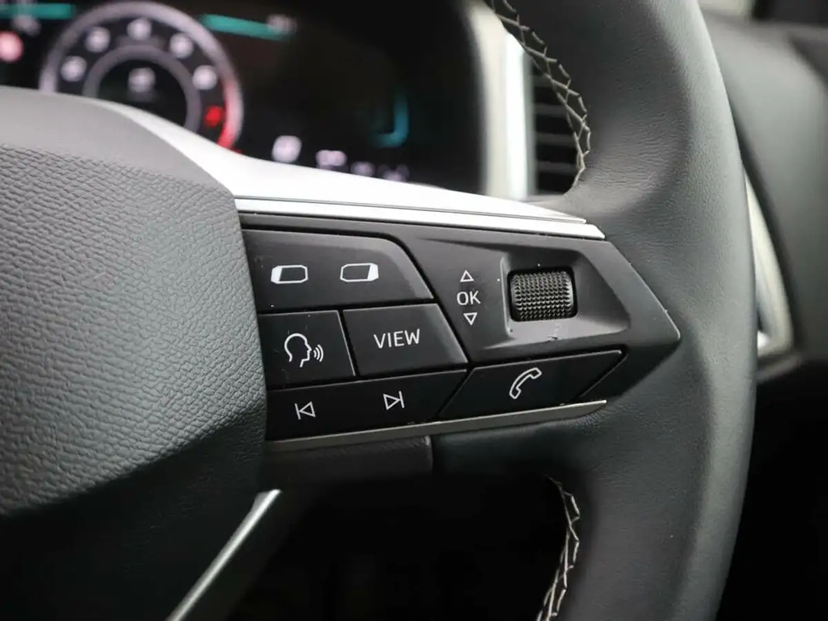 2024-seat-ateca-15-ecotsi-xperience-dsg-big-25