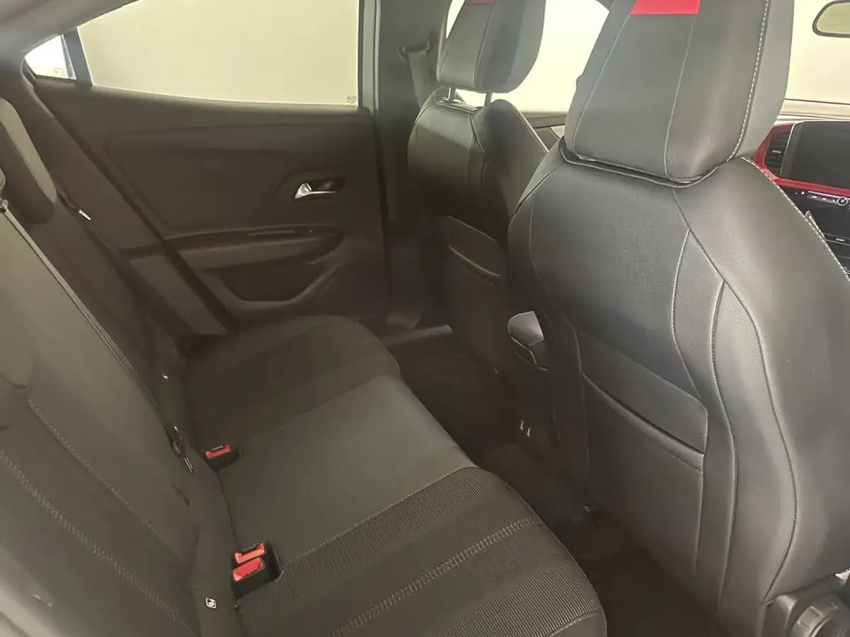 2022-vauxhall-mokka-12-sri-premium-100ps-big-32