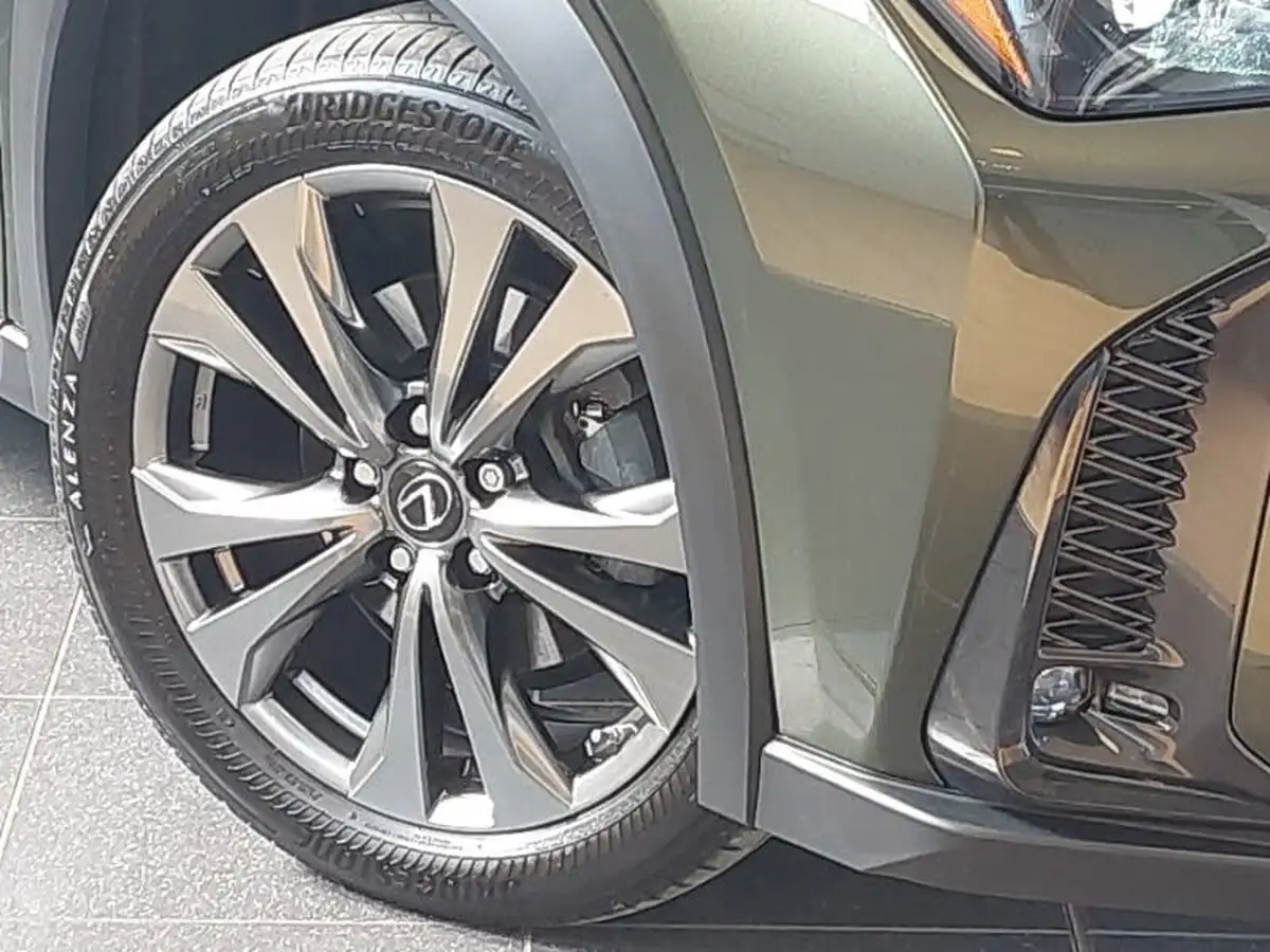 2023-lexus-ux-250h-20-f-sport-design-big-8
