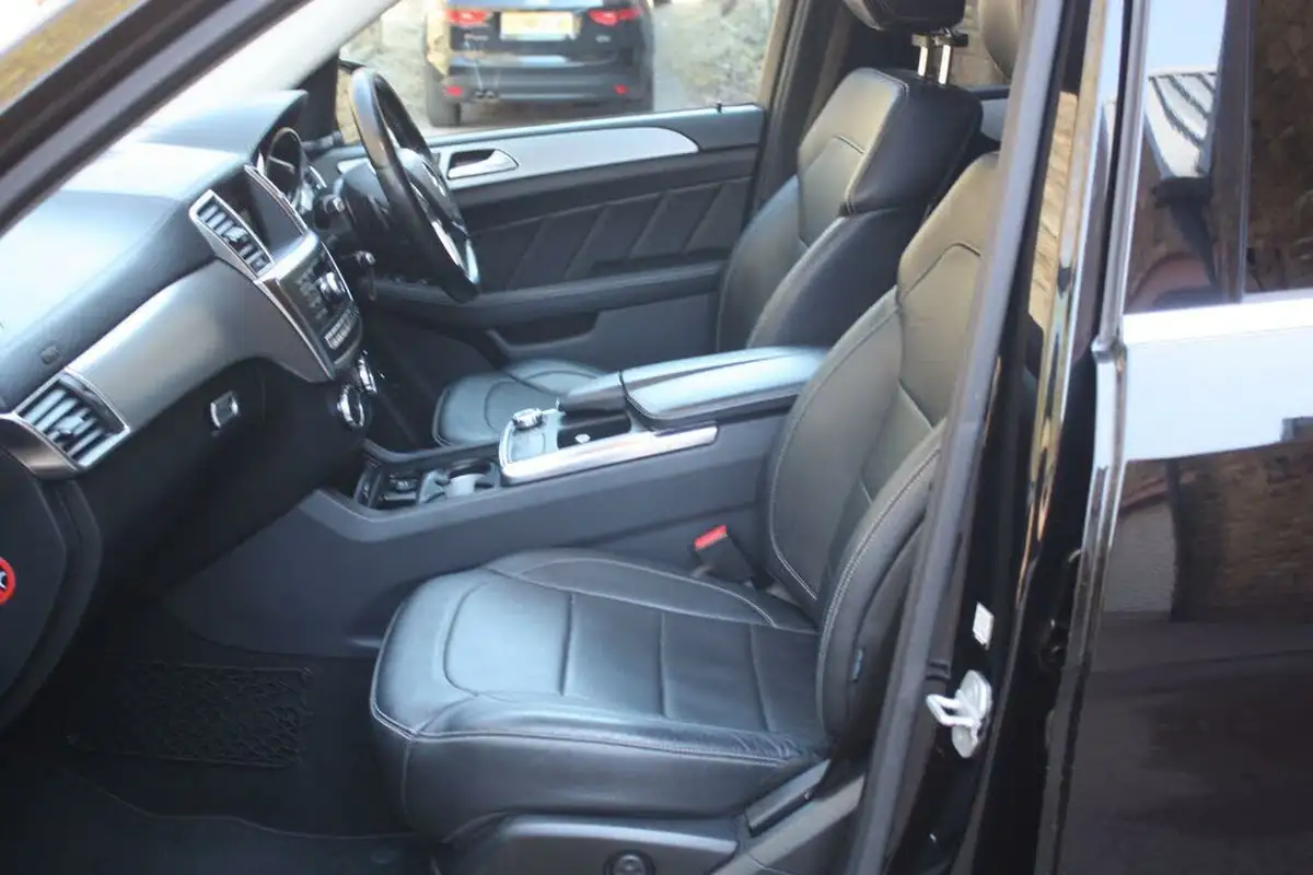 2015-mercedes-benz-gl-class-30td-gl350-amg-sport-258ps-ss-4matic-auto-big-12