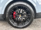 2024-porsche-cayenne-30-v6-s-e-hybrid-coupe-small-15