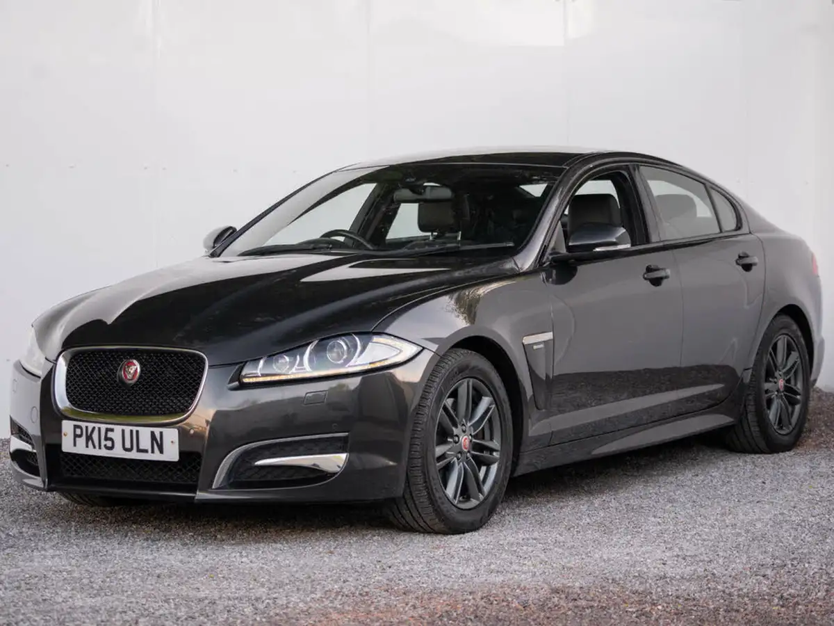 2015-jaguar-xf-22td-r-sport-163ps-saloon-4d-big-12