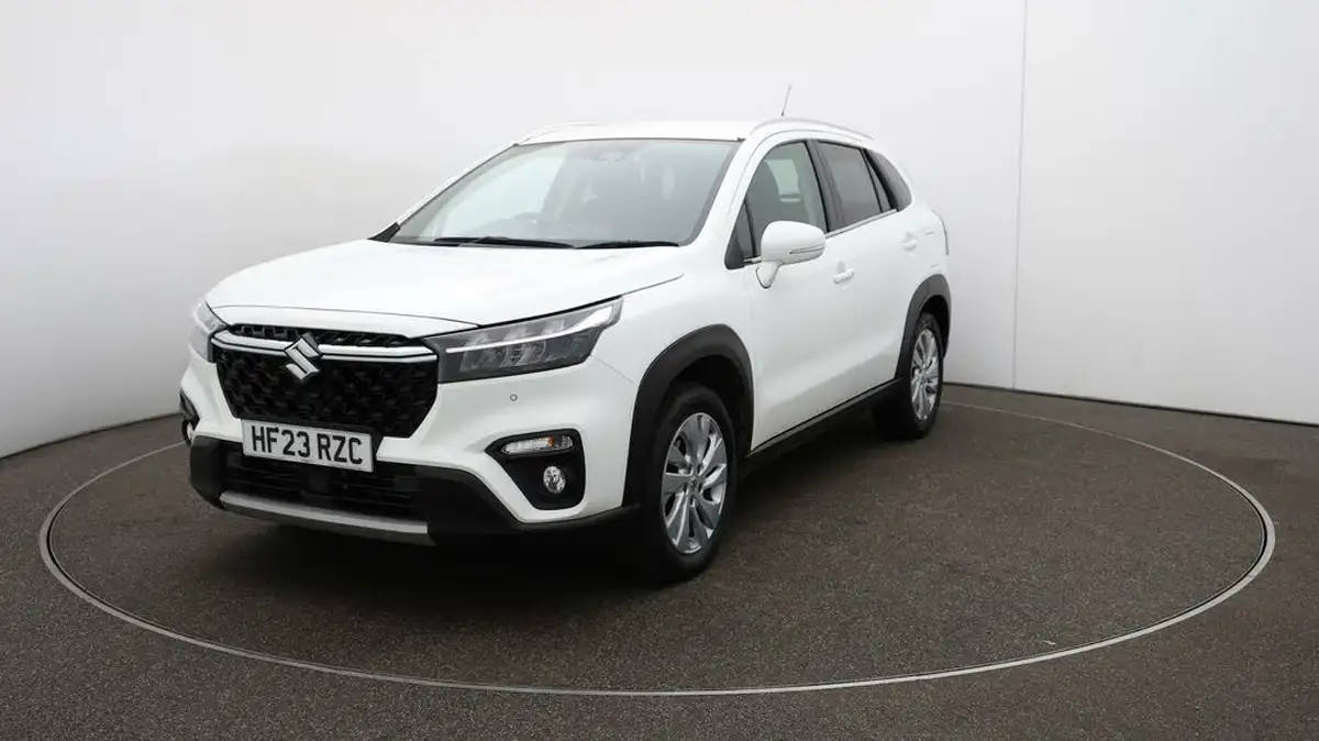 2023-suzuki-s-cross-14-boosterjet-motion-big-31