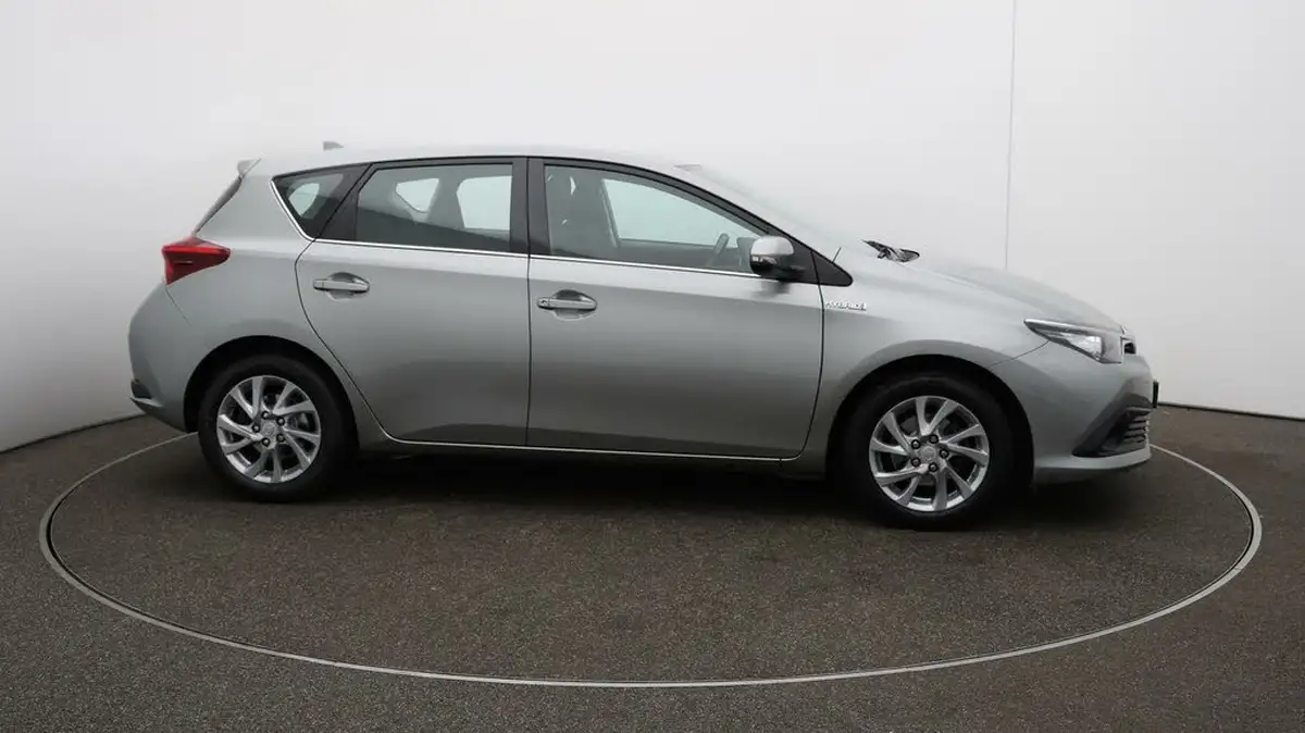 2018-toyota-auris-18-vvt-i-hsd-icon-tech-hatchback-big-39
