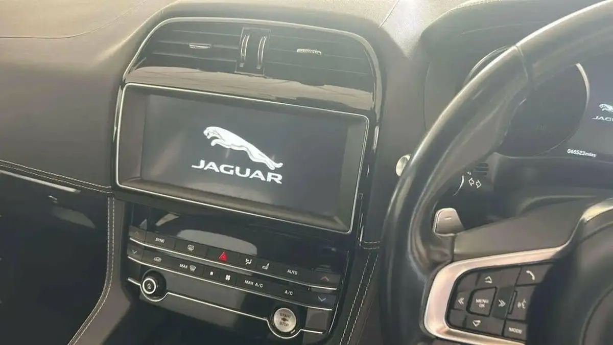 2019-jaguar-f-pace-20-i4d-r-sport-180ps-ss-auto-big-36