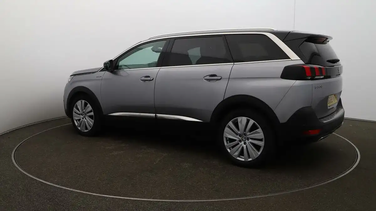 2019-peugeot-5008-suv-16-puretech-gt-line-premium-big-31