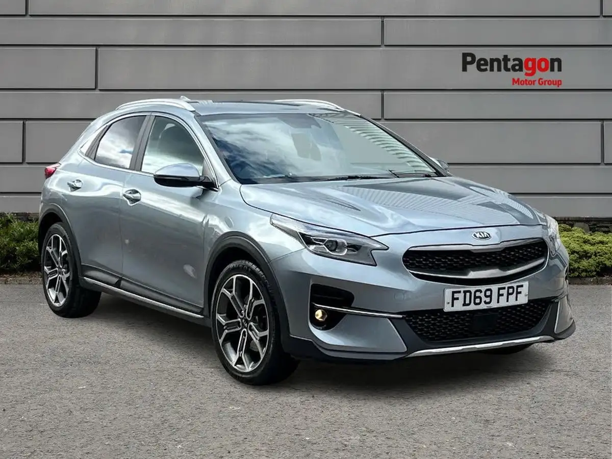 2019-kia-xceed-14-t-gdi-3-big-0