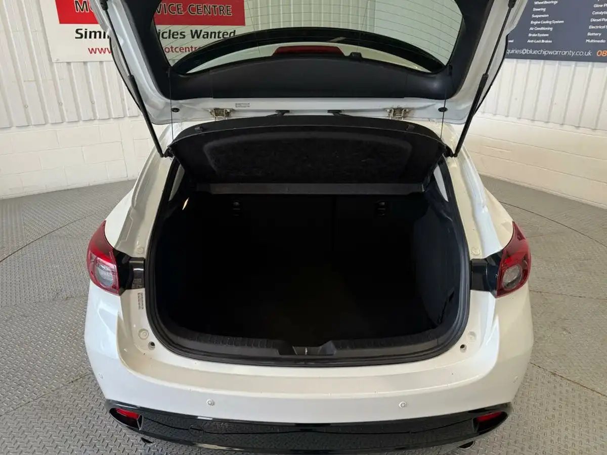 2016-mazda-mazda3-20-sport-black-big-12