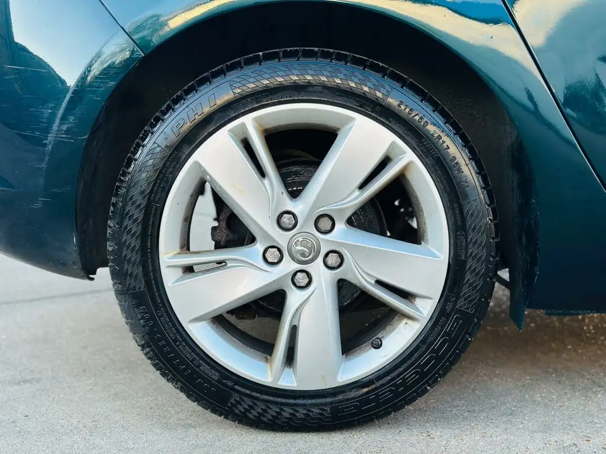 2015-vauxhall-astra-14-sri-vvt-16v-100ps-1398cc-big-61