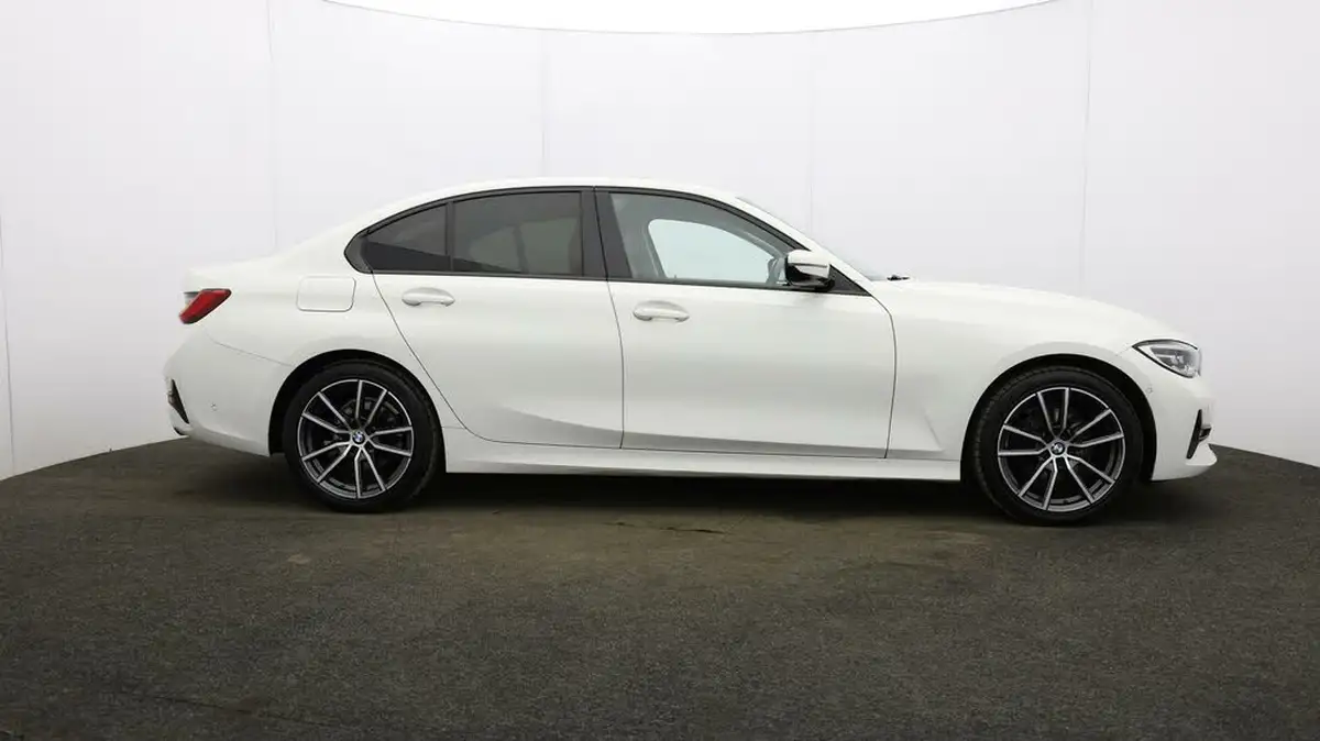 2020-bmw-3-series-20-320i-sport-saloon-4d-big-43